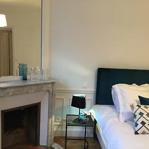 Relais12bis By Eiffel Tower Parijs